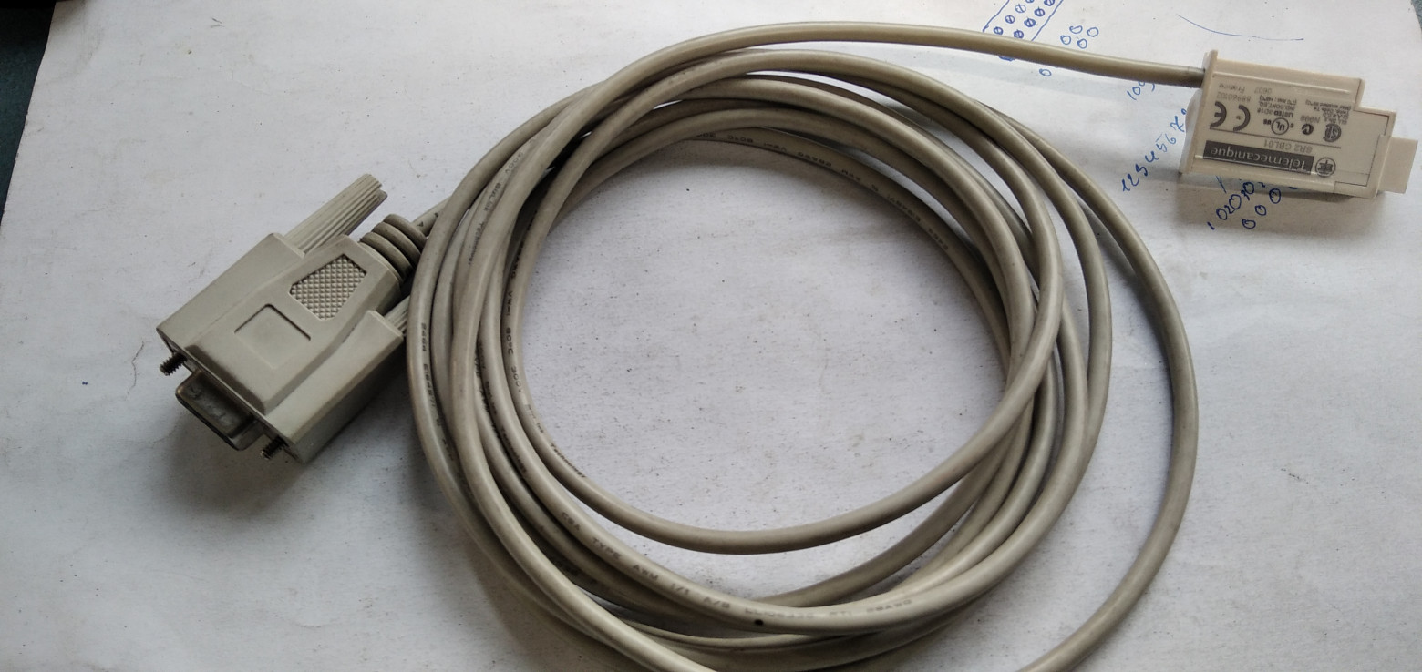 Кабель для прошивки интеллектуальных реле Zelio Logic.